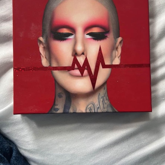 Jeffree star bundle - Picture 4 of 6